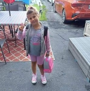 Meet your Posher, Isabelle